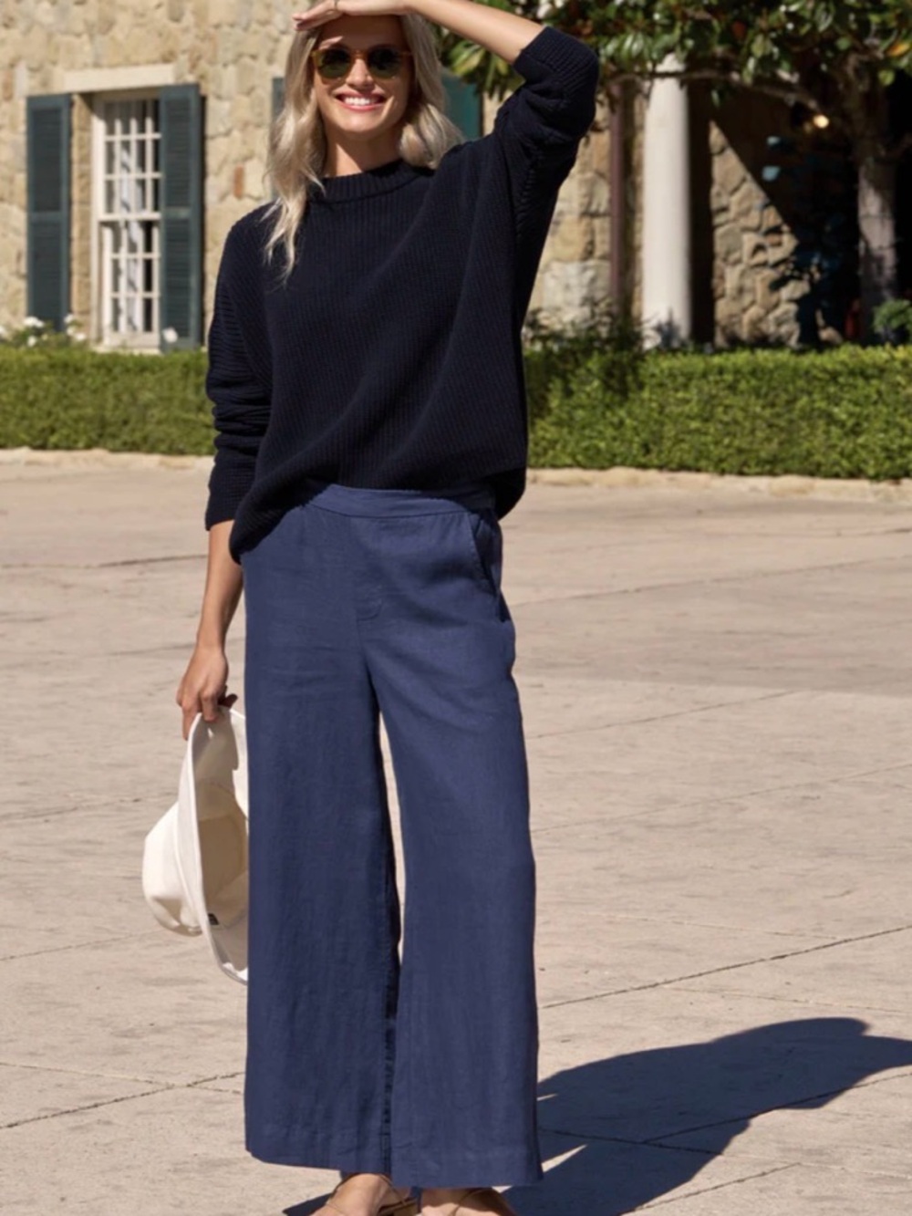 Frank and Eileen Wide-Leg pull on Linen Pants in Navy